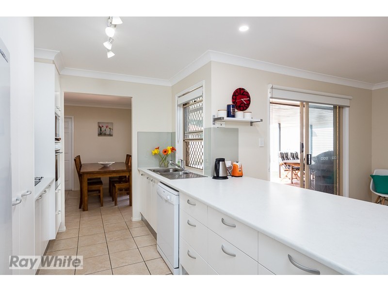 252 Main Street, Redland Bay QLD 4165