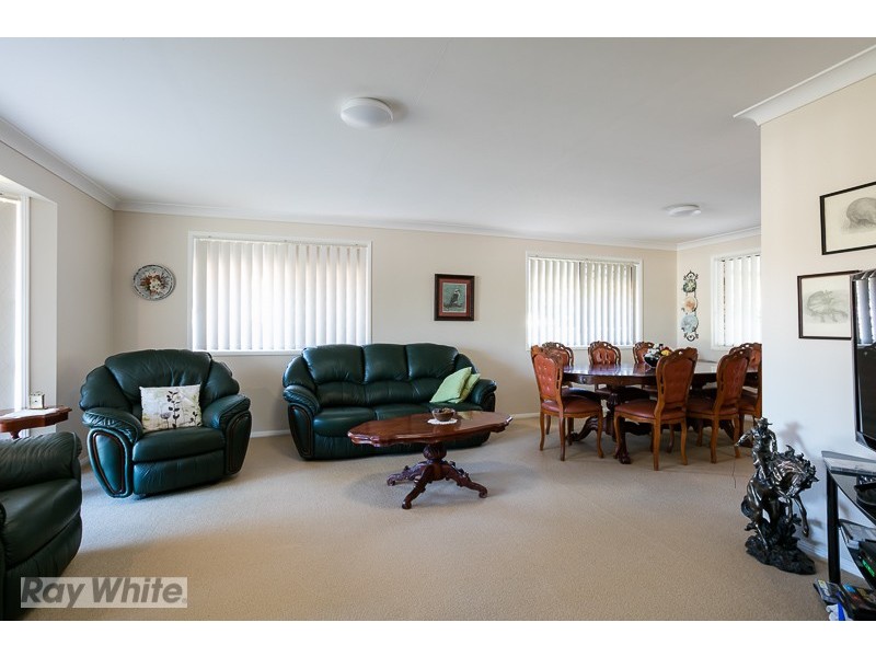 8 Bottlebrush Court, Victoria Point QLD 4165