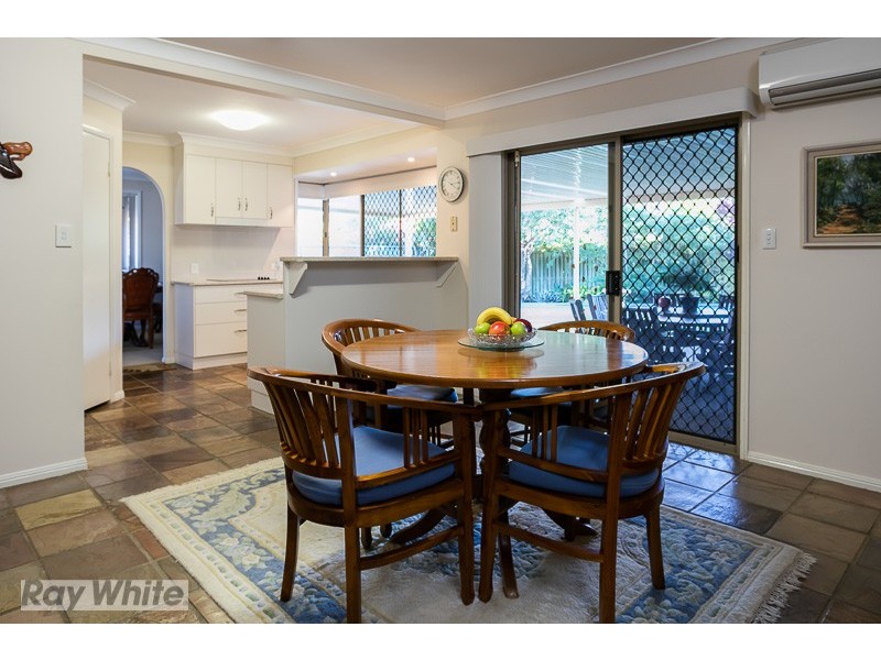 8 Bottlebrush Court, Victoria Point QLD 4165