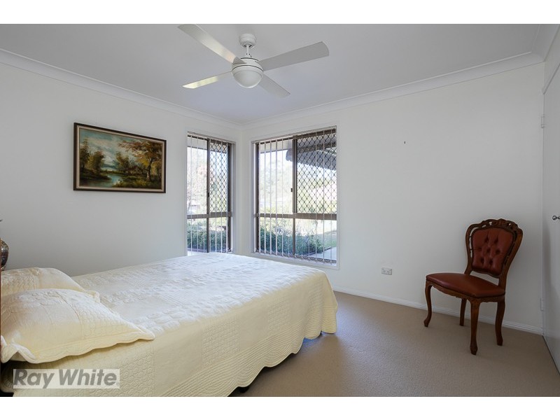 8 Bottlebrush Court, Victoria Point QLD 4165