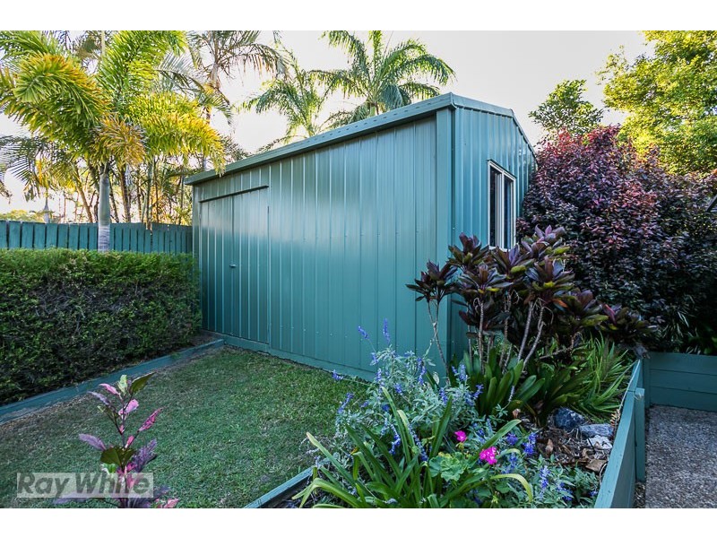 8 Bottlebrush Court, Victoria Point QLD 4165