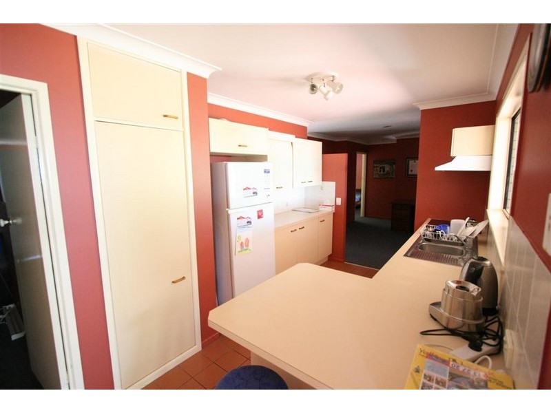 82 Colburn Avenue, Victoria Point QLD 4165