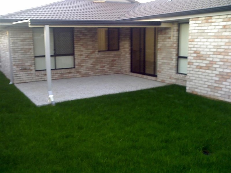 18 Crestlea Street, Victoria Point QLD 4165