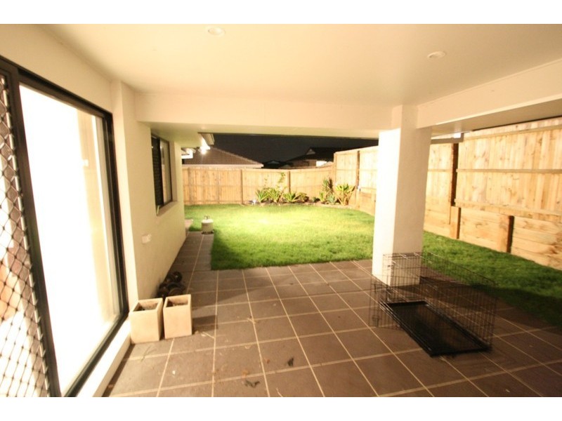 19 Crestlea Street, Victoria Point QLD 4165