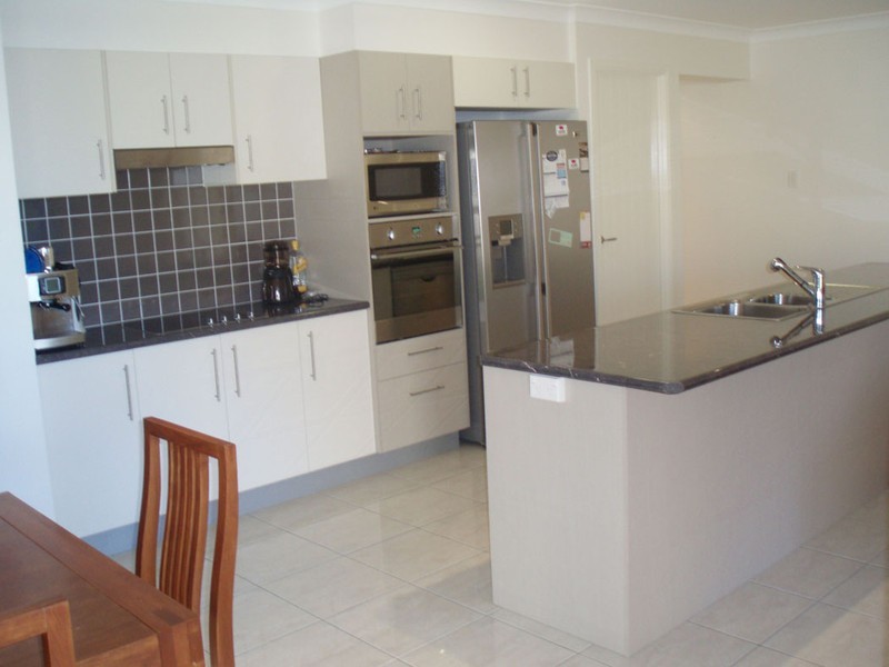 19 Crestlea Street, Victoria Point QLD 4165