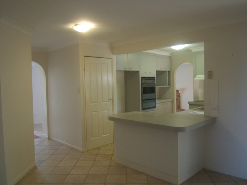 35 Wren Street, Birkdale QLD 4159
