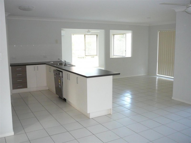 3 Camphor Court, Victoria Point QLD 4165