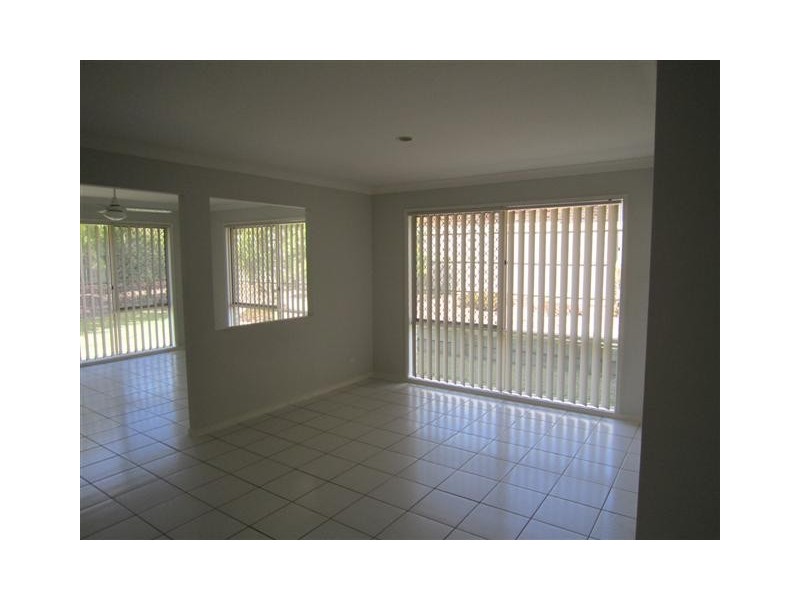 3 Camphor Court, Victoria Point QLD 4165