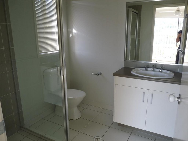 3 Camphor Court, Victoria Point QLD 4165