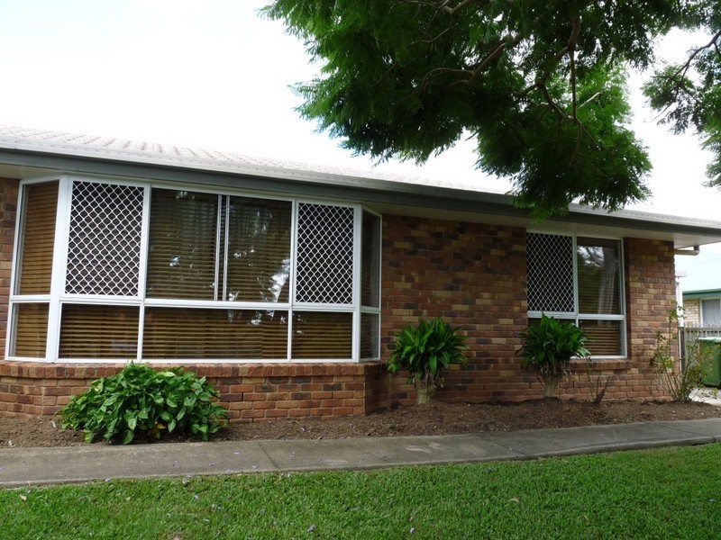 39 Poinciana Avenue, Victoria Point QLD 4165