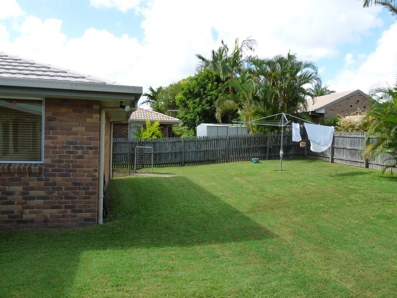 39 Poinciana Avenue, Victoria Point QLD 4165