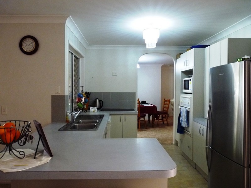 39 Poinciana Avenue, Victoria Point QLD 4165