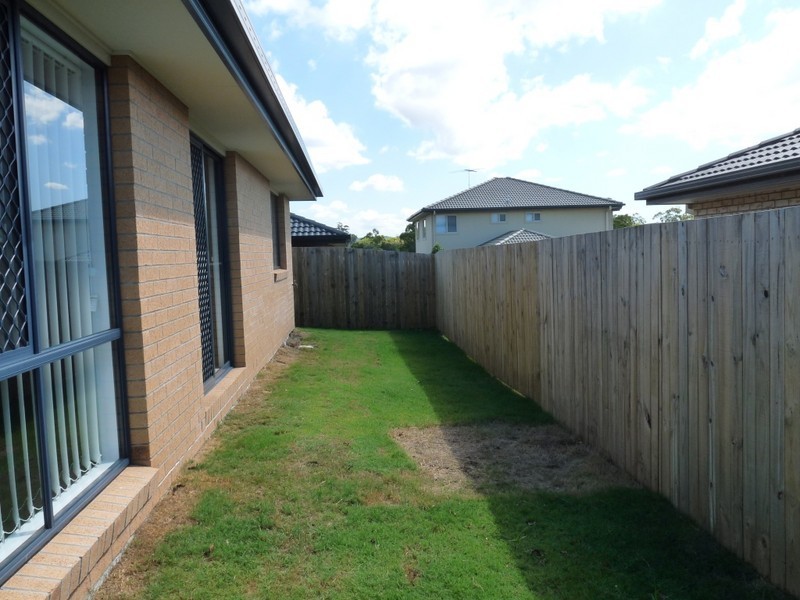 13 Ridgevale Street, Victoria Point QLD 4165