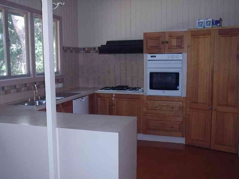 8 Erobin Street, Coochiemudlo Island QLD 4184