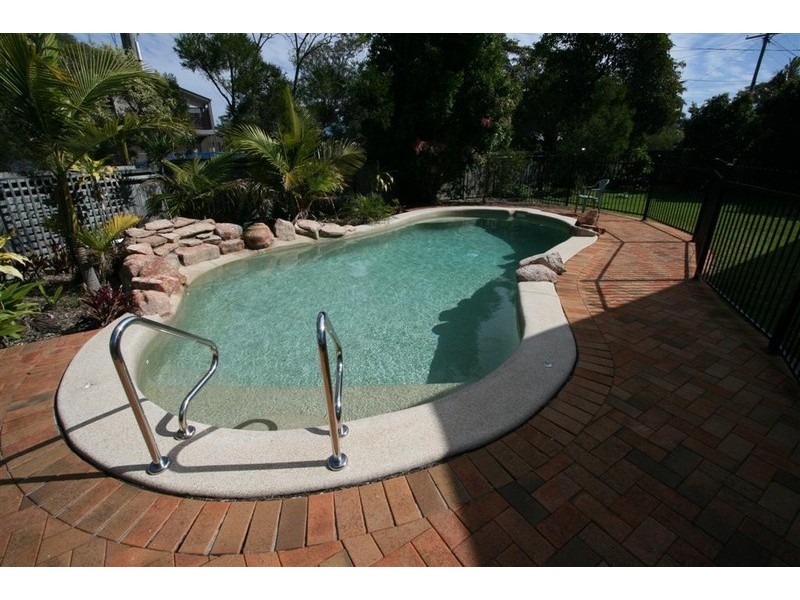 17 Boat Street, Victoria Point QLD 4165
