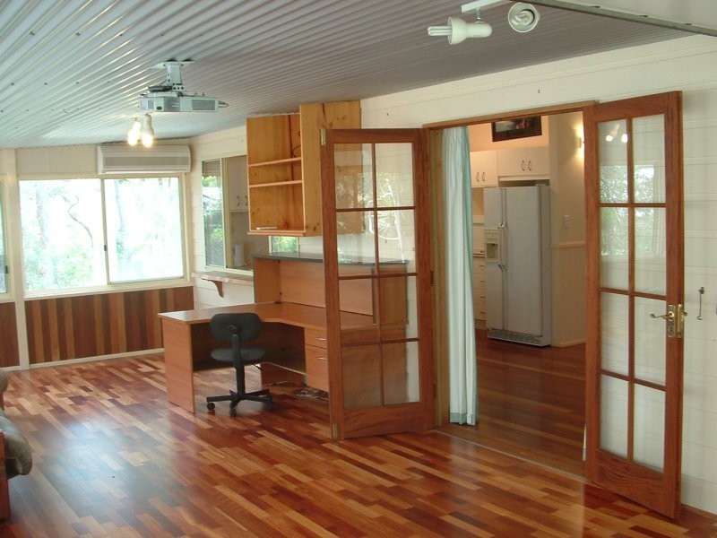 Coochiemudlo Island QLD 4184