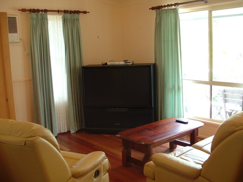 Coochiemudlo Island QLD 4184
