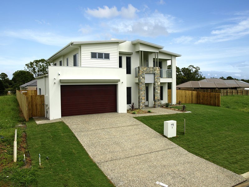 5 Turtle Place, Redland Bay QLD 4165