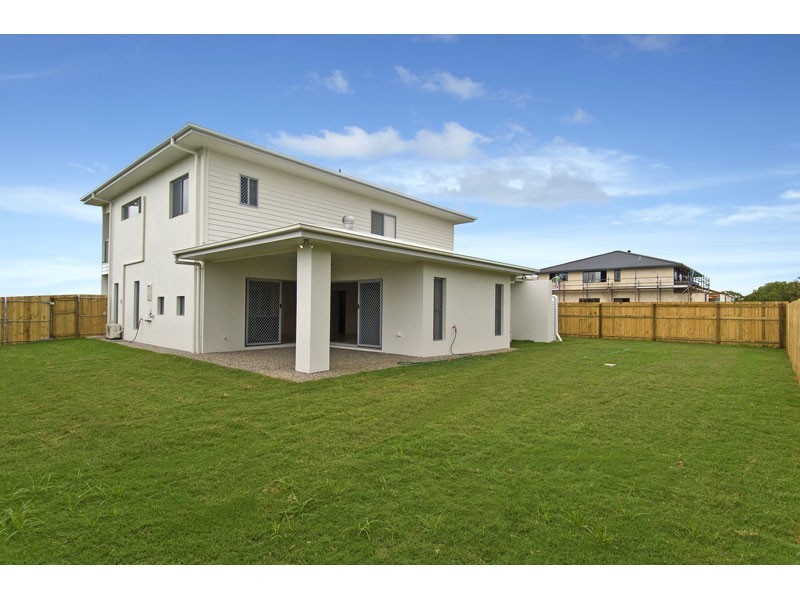 5 Turtle Place, Redland Bay QLD 4165