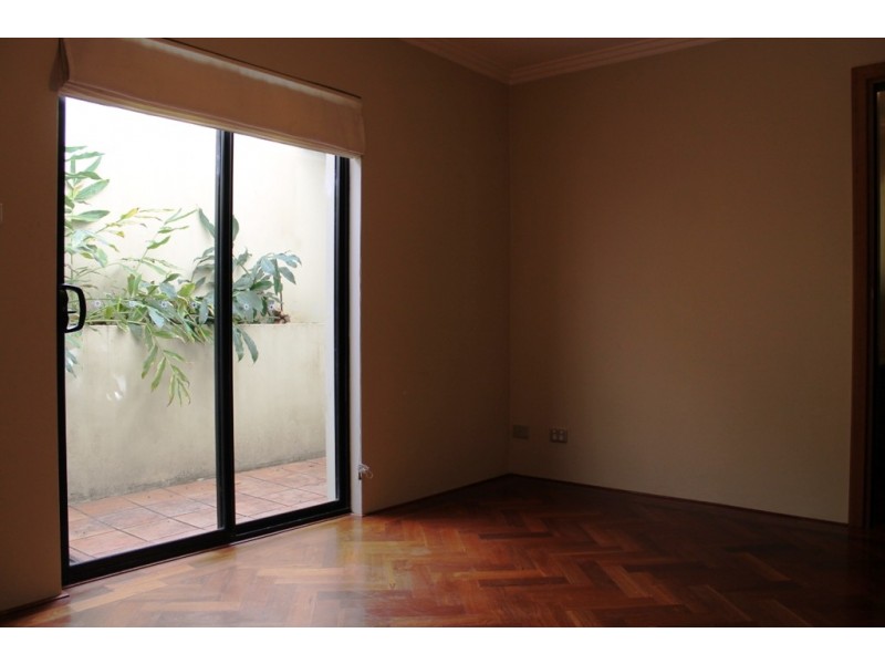 4/139-141 TRAFALGAR STREET, Annandale NSW 2038