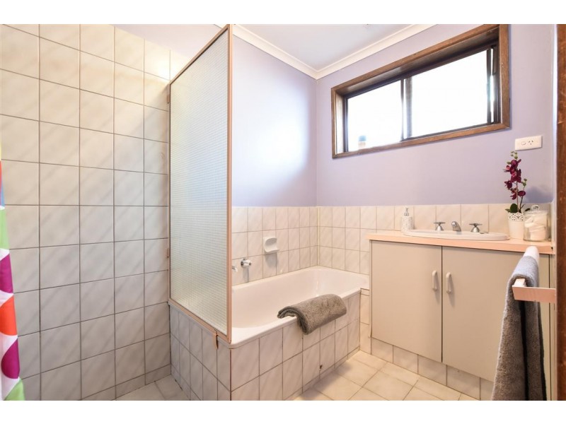 184 Bains Road, Morphett Vale SA 5162