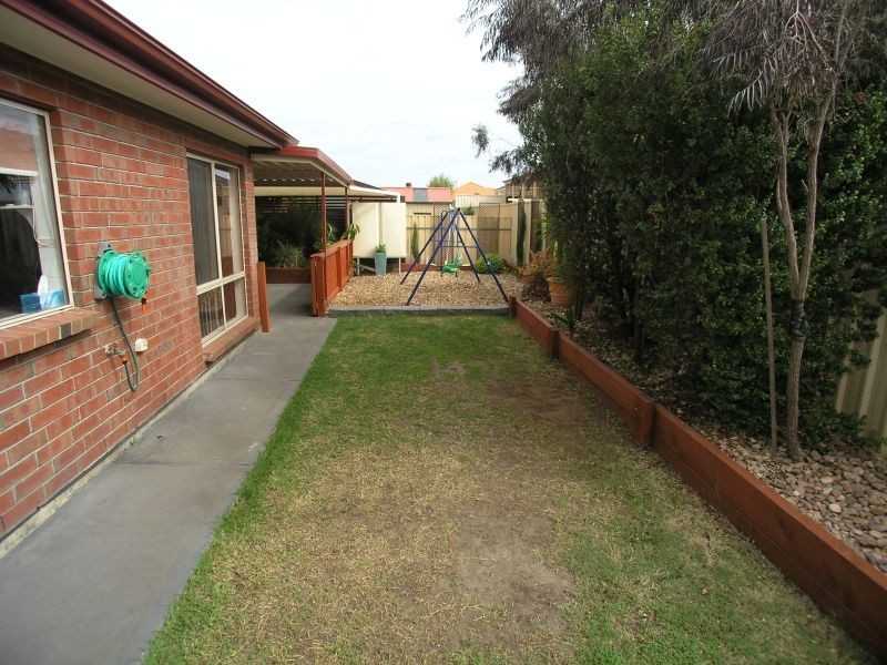 3 Mundulla Avenue, Woodcroft SA 5162