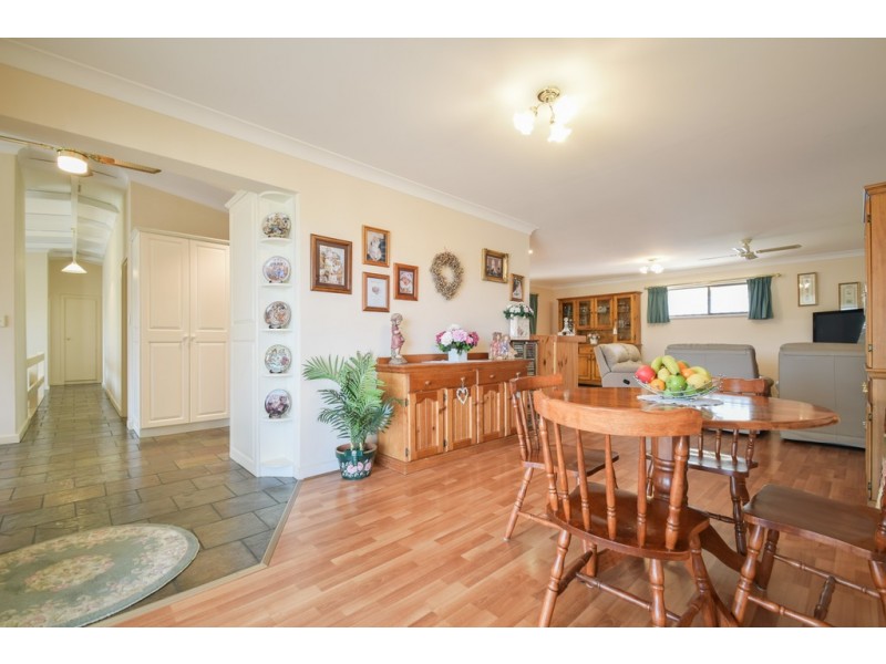 36 Burns Court, Morphett Vale SA 5162