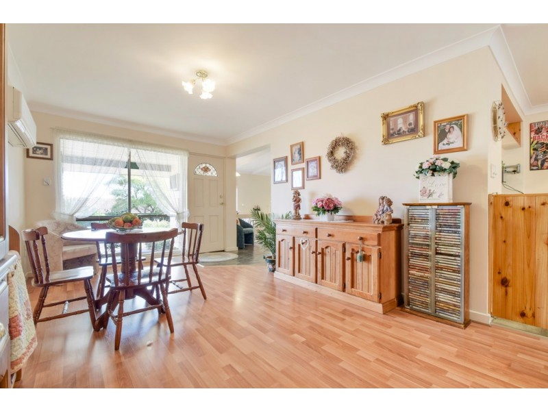 36 Burns Court, Morphett Vale SA 5162