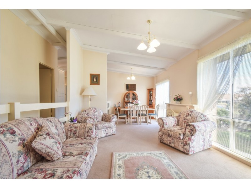 36 Burns Court, Morphett Vale SA 5162
