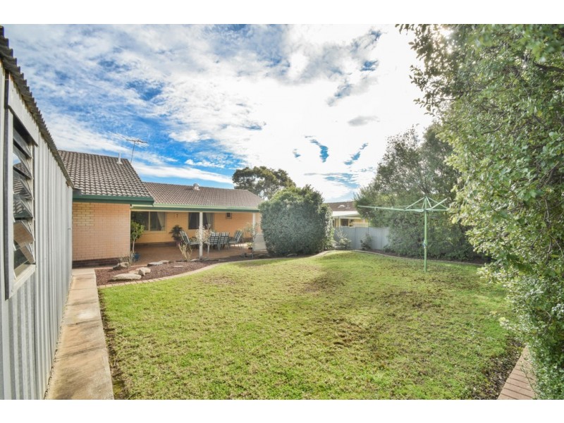 36 Burns Court, Morphett Vale SA 5162