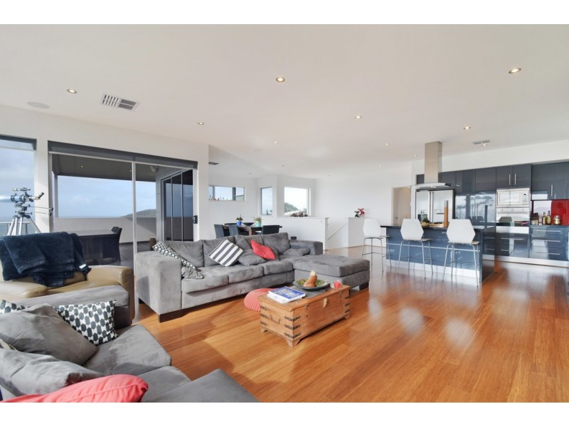 11 Wright Terrace, Encounter Bay SA 5211