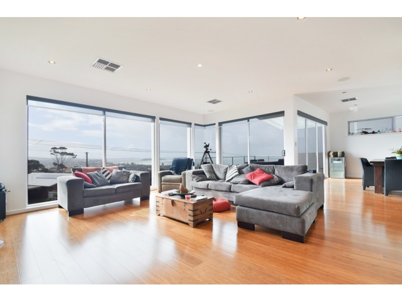 11 Wright Terrace, Encounter Bay SA 5211