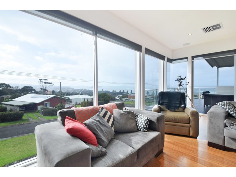 11 Wright Terrace, Encounter Bay SA 5211