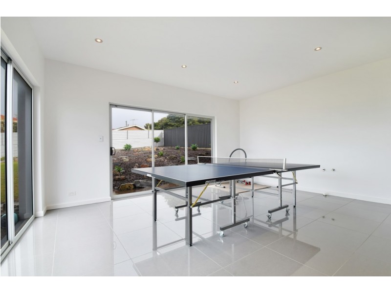 11 Wright Terrace, Encounter Bay SA 5211