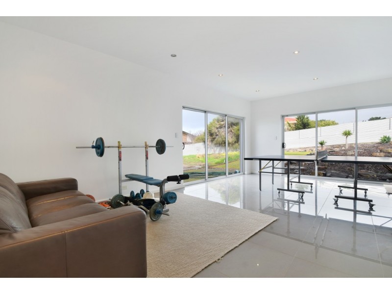 11 Wright Terrace, Encounter Bay SA 5211