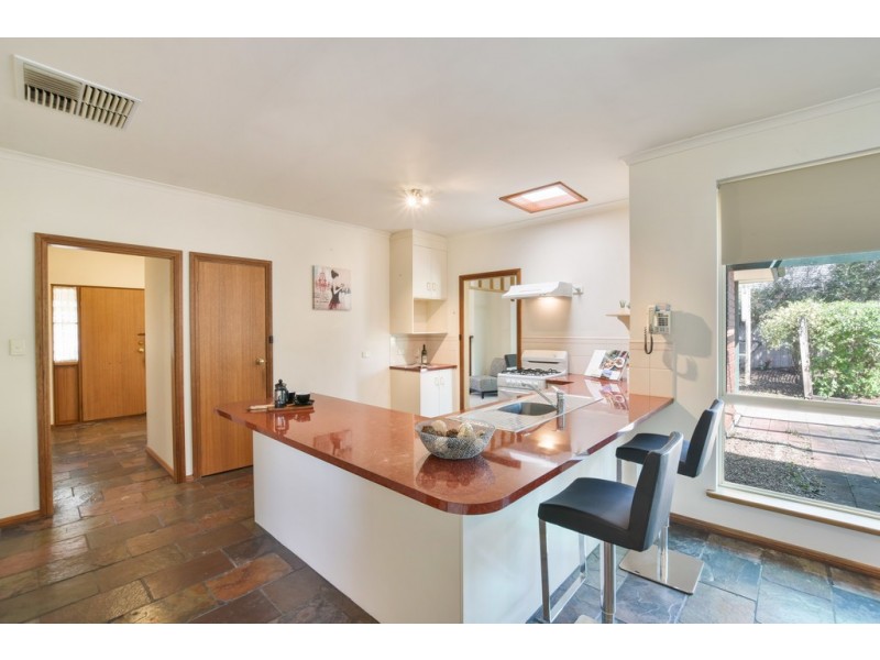 14 Wooding Avenue, Woodcroft SA 5162