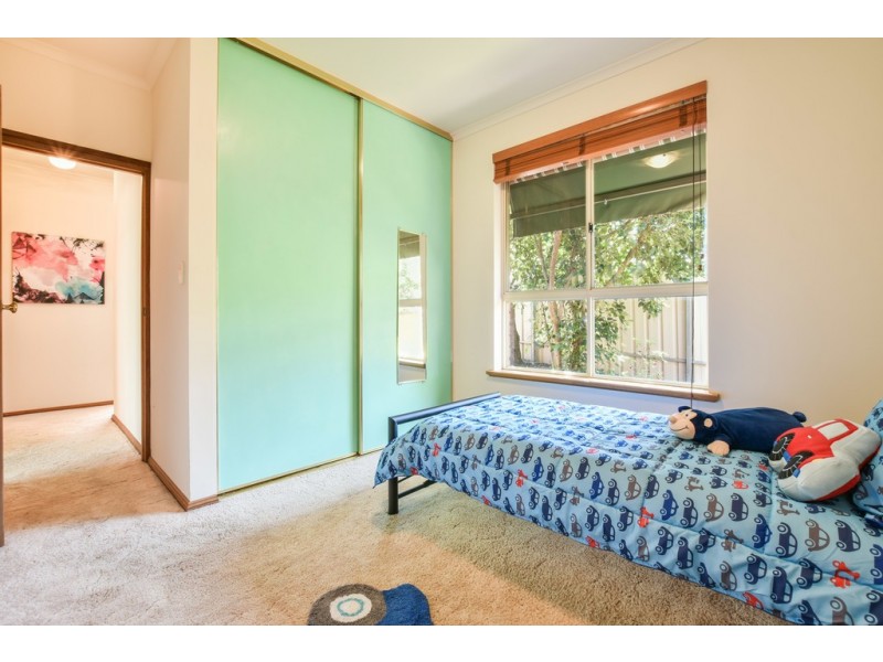 14 Wooding Avenue, Woodcroft SA 5162