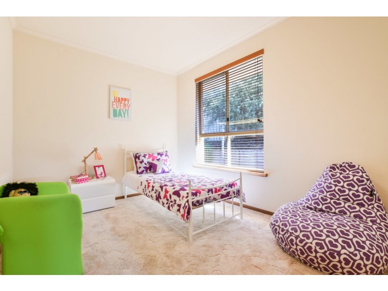 14 Wooding Avenue, Woodcroft SA 5162