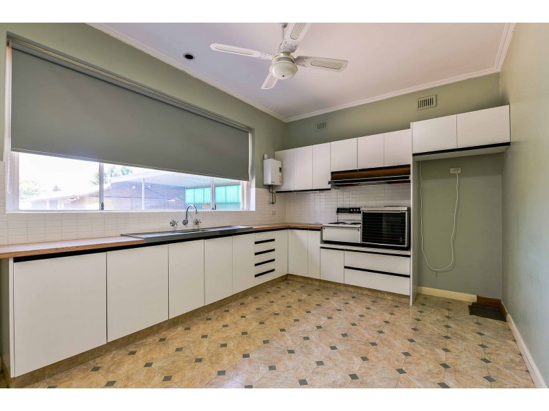 40 Seymour Terrace, Ascot Park SA 5043