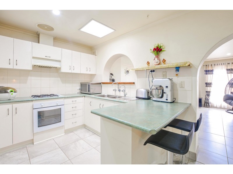 23 Trinidad Way, Happy Valley SA 5159