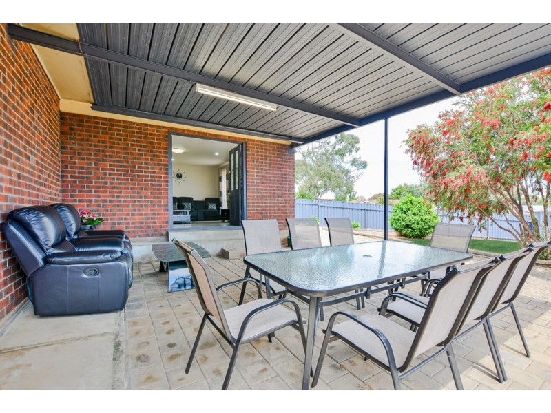 23 Trinidad Way, Happy Valley SA 5159