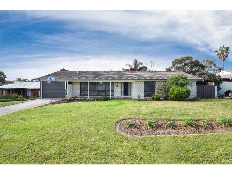 11 Jade Crescent, Aberfoyle Park SA 5159