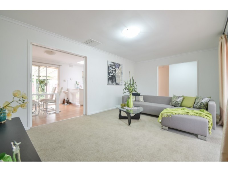 32 Riordan Street, Morphett Vale SA 5162