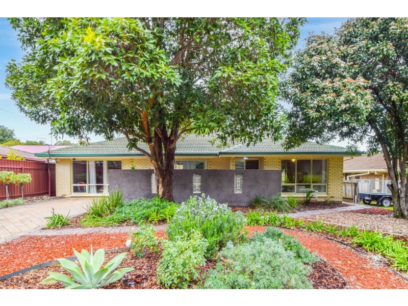 32 Riordan Street, Morphett Vale SA 5162