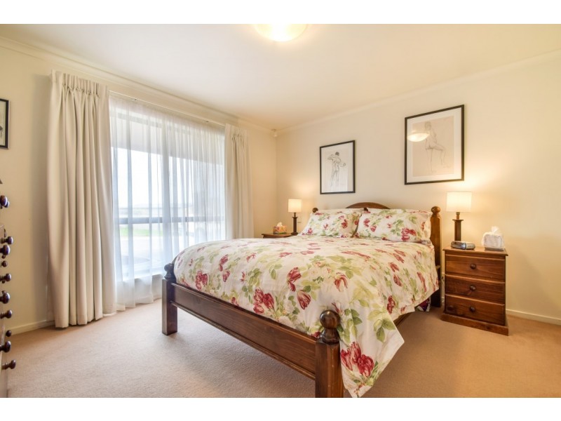 4 Hassell Court, Woodcroft SA 5162