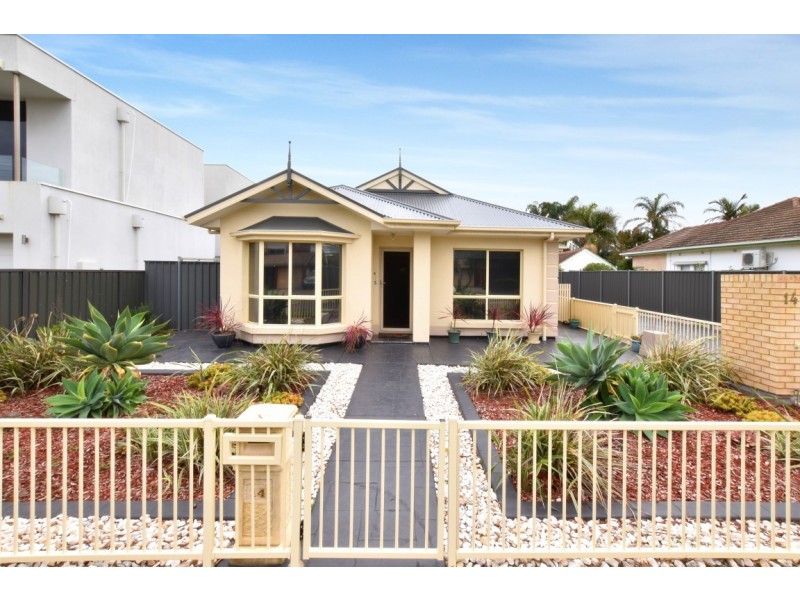 14 Rothesay Ave, Glenelg North SA 5045