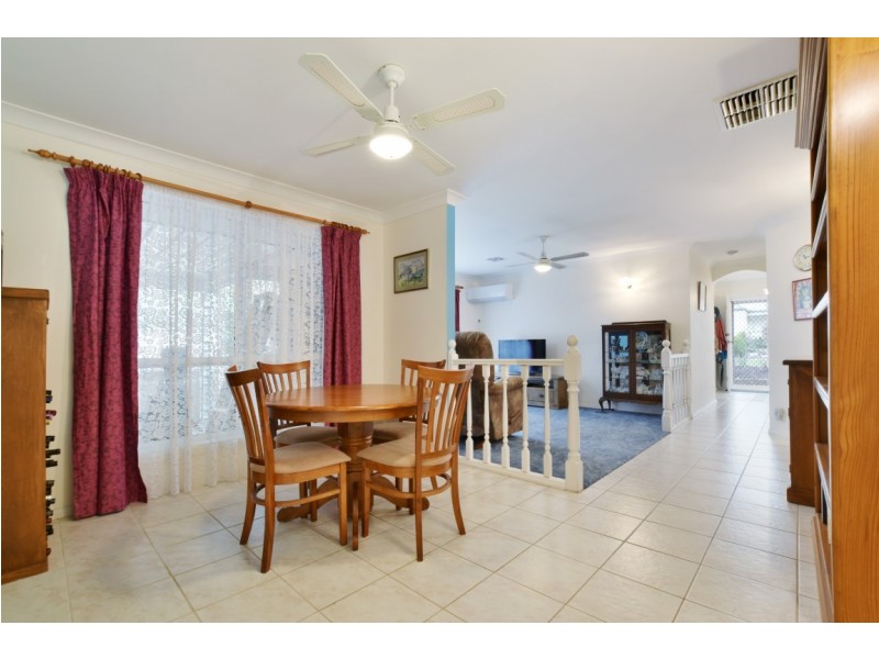 14 Riddoch Crescent, Woodcroft SA 5162