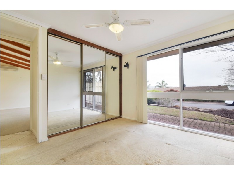 35 Dianne Street, Happy Valley SA 5159