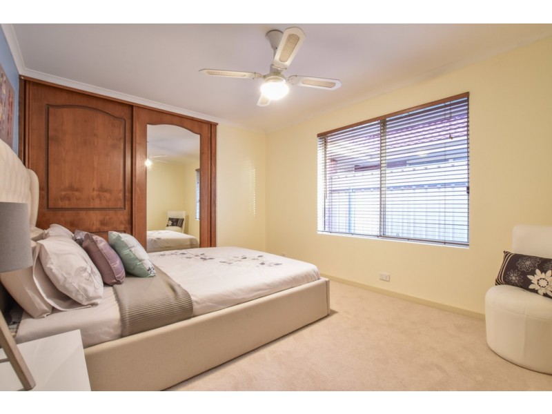 2 Rider Street, Seacombe Gardens SA 5047