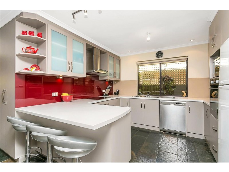 38 Lennard Drive, Moana SA 5169